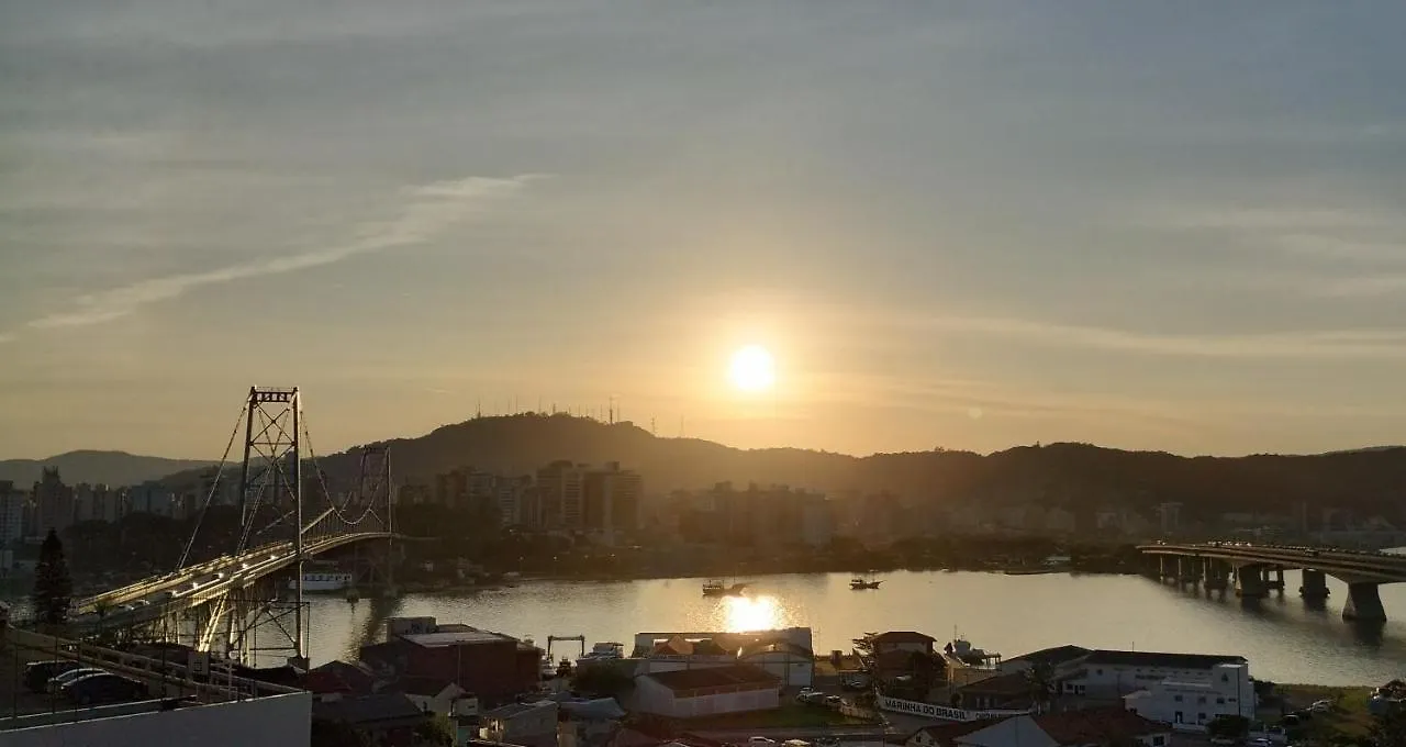Magnífico quarto em Apto com Vista Espetacular Florianópolis